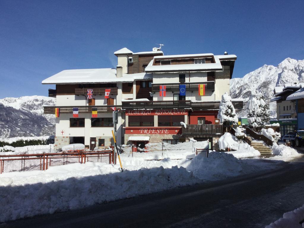 Albergo Trieste Tambre dʼAlpago المظهر الخارجي الصورة
